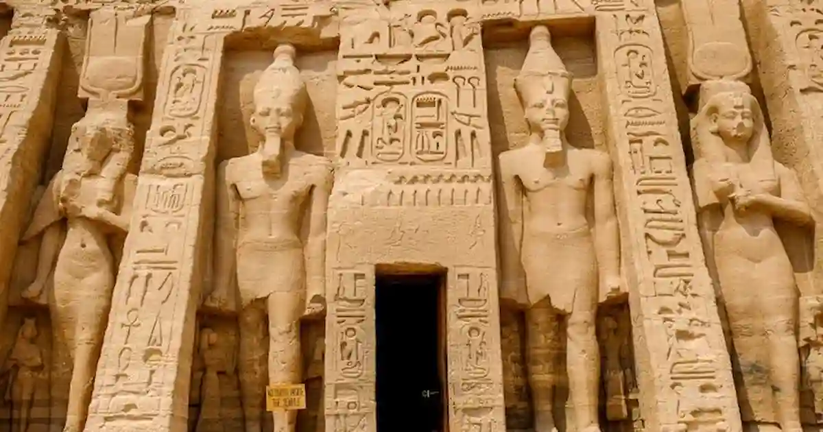 nefertari temple interior.jpg (1)